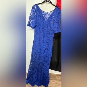 Blue lace gown, size 8 only worn once.